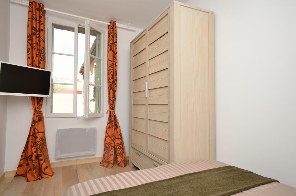 One Bedroom Apartment Palais Des Festivals カンヌ 部屋 写真