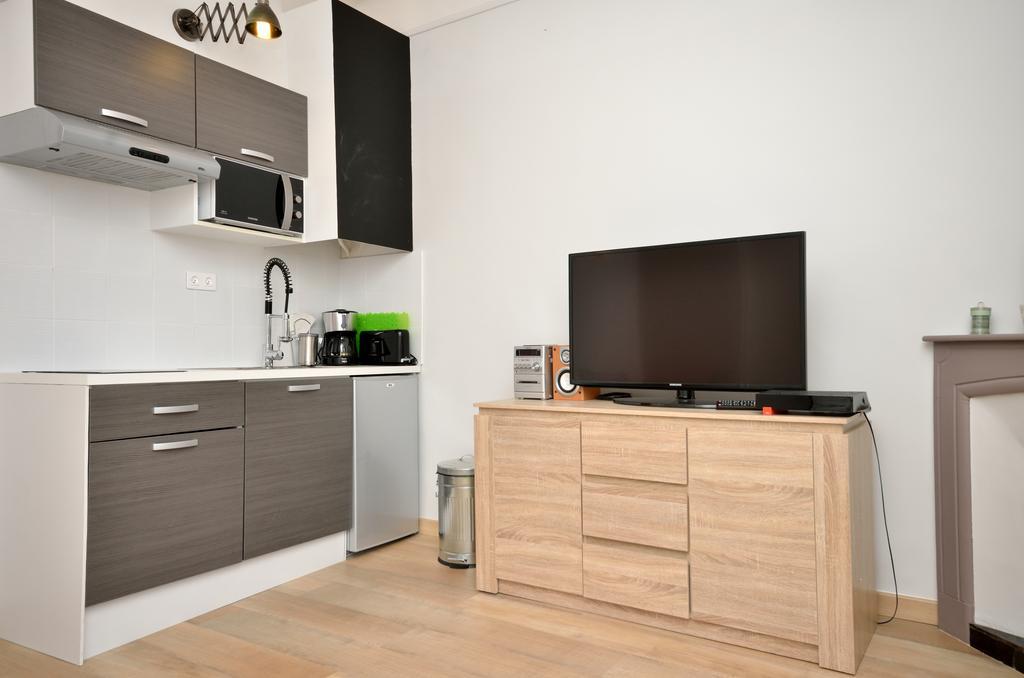 One Bedroom Apartment Palais Des Festivals カンヌ 部屋 写真